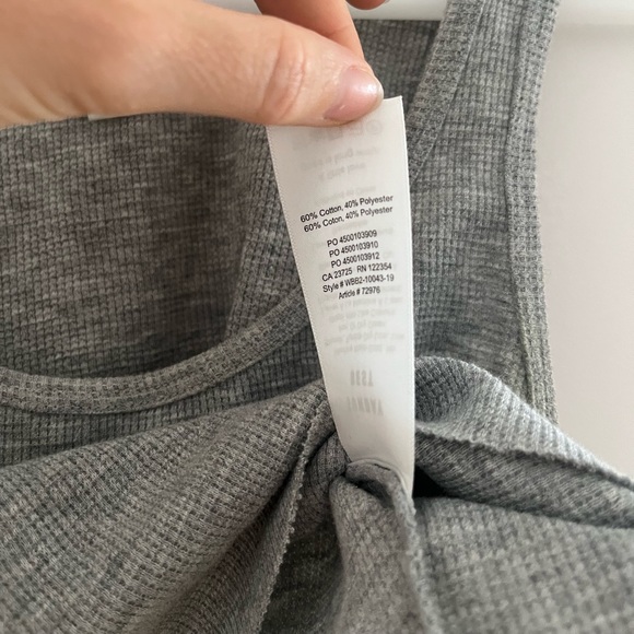 sunday best crop tank - Picture 4 of 4